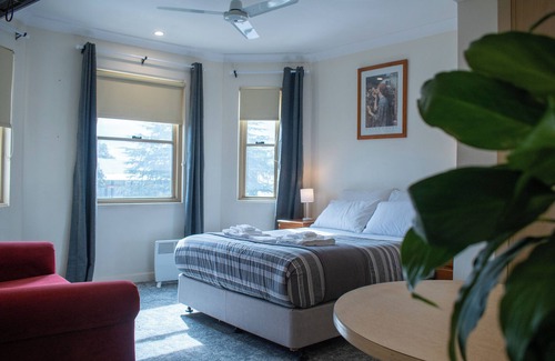 Springwood Hotel | Royal Hotel Springwood