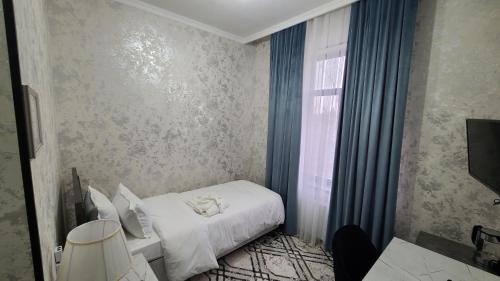 Navoiy Hotel | Royal Hotel