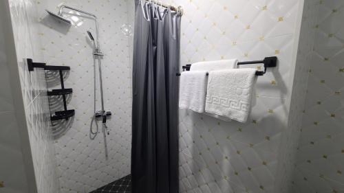 Navoiy Hotel | Royal Hotel