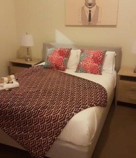 Yass Hotel | Royal Hotel Yass