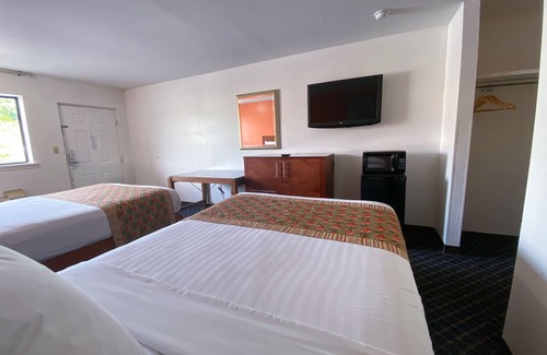 Richmond Hill Hotel | Royal Inn Richmond Hill- Savannah I-95