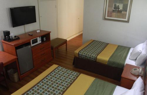 Mount Vernon Hotel | Royal Inn