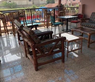Tema Hotel | Royal Kamak Hotel Tema