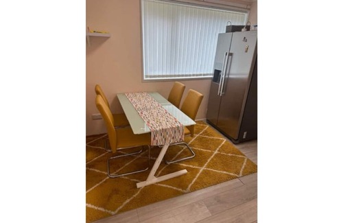Peterlee House | Royal-like Stay, Cosy and comfortable Happy Relaxation Home