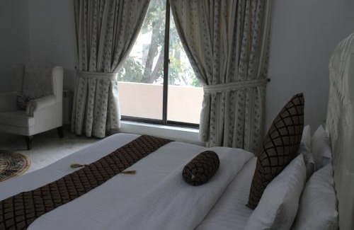 F-6 Sector House | Royal Luxus Guest House