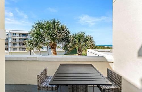 Cape Caneveral Beach Gardens House | Royal Mansions, Ocean View Penthouse Condo