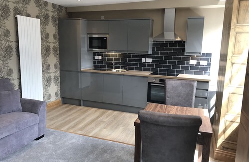 Old Town Apartment | Royal Mile Old Town 2 bedroom 2 bathroom by Castle