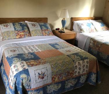 Ironwood Hotel | Royal Motel