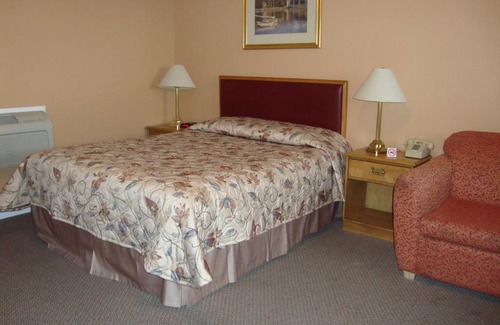 Napanee Hotel | Royal Napanee Inn