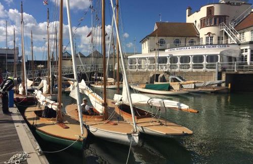 Lowestoft Hotel | Royal Norfolk & Suffolk Yacht Club