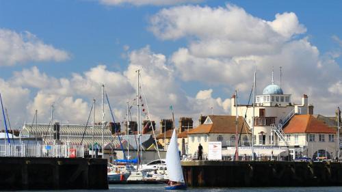 Lowestoft Hotel | Royal Norfolk & Suffolk Yacht Club