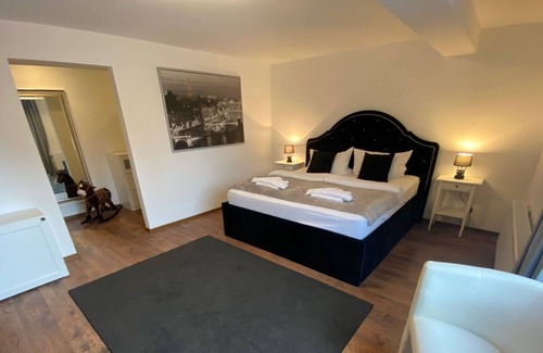 Kropeliner-Tor-Vorstadt Apartment | Royal Ocean Ferienhaus - Ostsee-ferienhaus Royal Ocean mit Sauna und Whirlpool