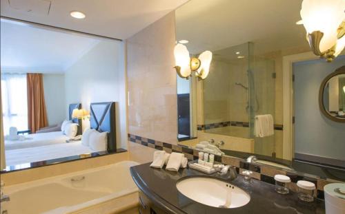 Tumon Hotel | Royal Orchid Hotel Guam