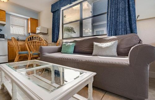 Redington Beach Apartment | Royal Orleans 212