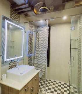 Jasola Apartment | Royal Palace 1 BHK - Kitchen, Balcony, lift, Gym,