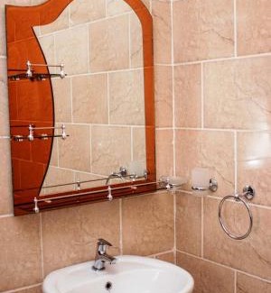 Jinja Hotel | Royal Park Hotel