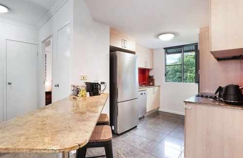 Cairns North Apartment | Royal Pavillions Urban Escape- Affordable Luxury in Cairns CBD | Pool, Parking & Prime Location
