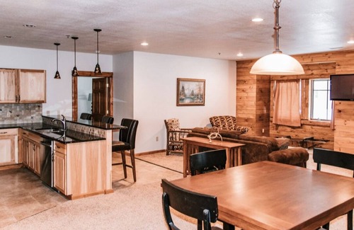 Millersburg Cabin | Royal Rack Ranch - lodge located on 1500 acres of whitetail and elk paradise