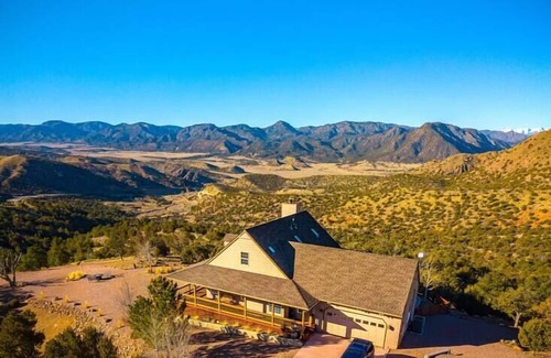 Canon City House | Royal Ranch Summary: