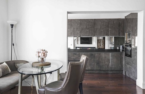 Queen's Gate Apartment | Royal Residence - Steps away from Hyde Park