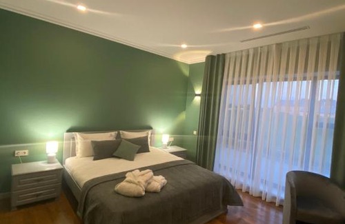 Khmelnytskyi Oblast Apartment | Royal Rest