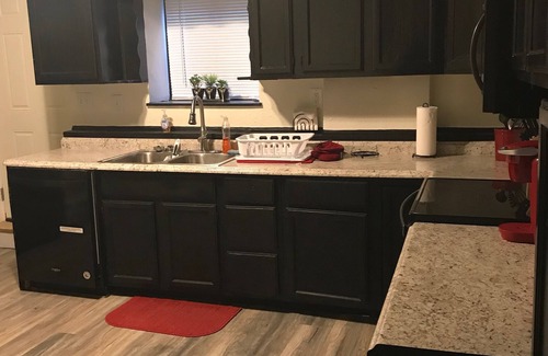 South Charleston Apartment | Royal Retreat 3 Downtown South Charleston
