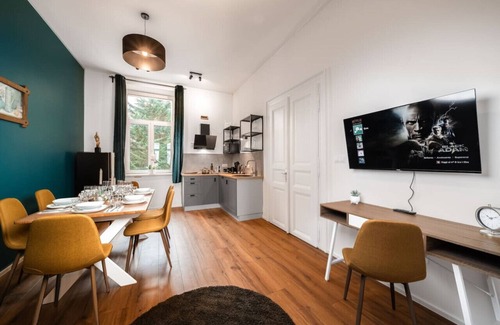 Vinohrady Apartment | Royal Square View Residence