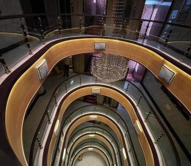 Sanaa Hotel | Royal Star Hotel