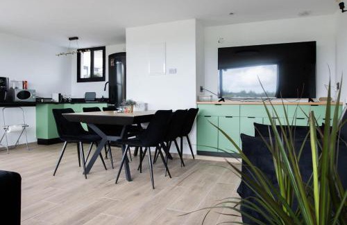 Daliyat al-Karmel Bed & Breakfast | Royal Suites Dalia - וילה עם 4 סוויטות מהממות, בריכה מחוממת וג'קוזי