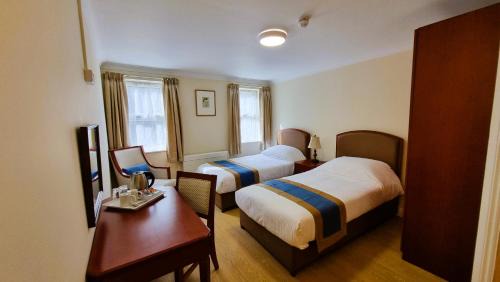 Wickham Bed & Breakfast | Royal Swan, Ashley Manor - B&B