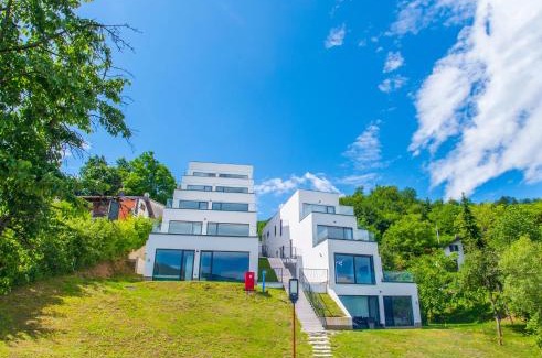 Konjic Apartment | Royal Terrace Apartments