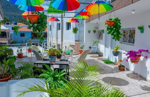 Los Maestros Apartment | Royal Terrace PRINCE III