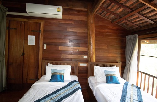 Ban Pong Hotel | Royal Train Garden Resort