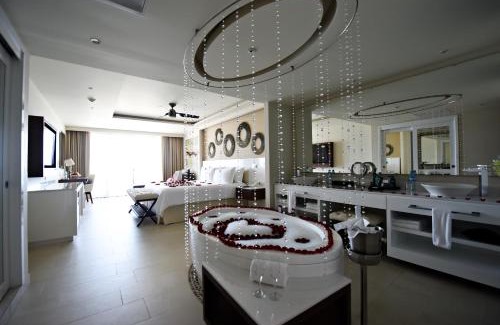 Puerto Morelos Resort | Royalton Hideaway Riviera Cancun, An Autograph Collection All-Inclusive Resort - Adults Only
