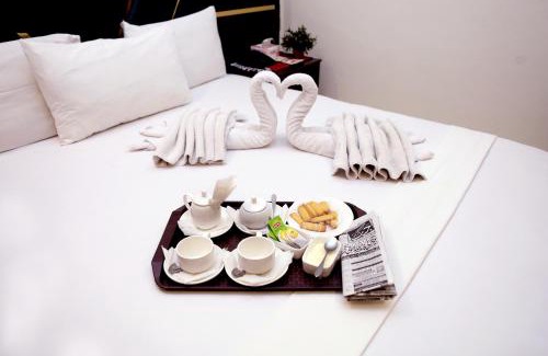 Johar Town Hotel | Royalz Hotel