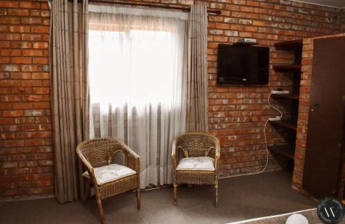 Komani House | Roydon Reserve