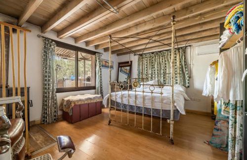 Silikou House | Rozana House