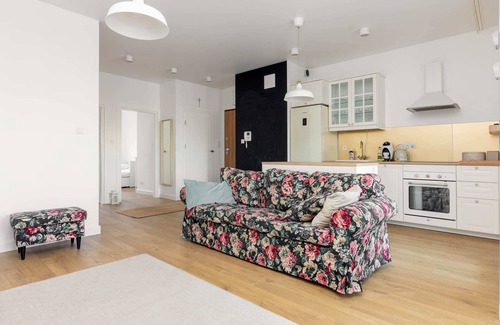 Bemowo Apartment | Rozlogi Sunny Apartment