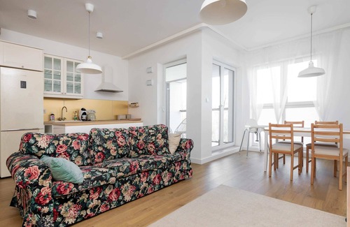 Bemowo Apartment | Rozlogi Sunny Apartment