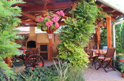 Sarvar Apartment | Rozmann Family Panzió & Apartmanhaz