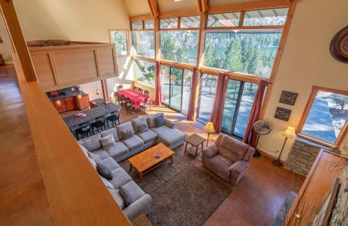 June Lake House | Rr-carson view1 Strap18-005