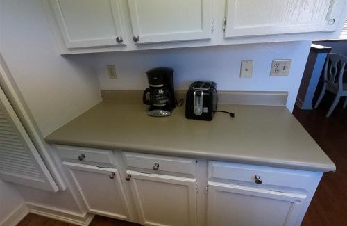 June Lake Apartment | Rr-edgewater08