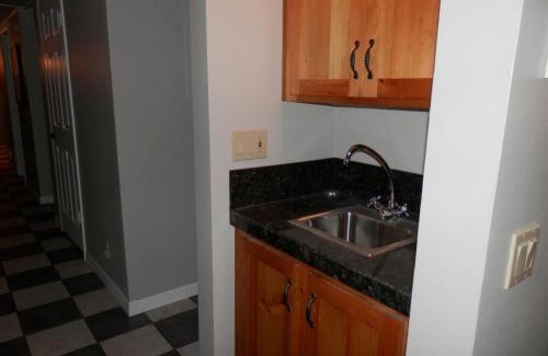 June Lake Apartment | Rr-interlaken 05