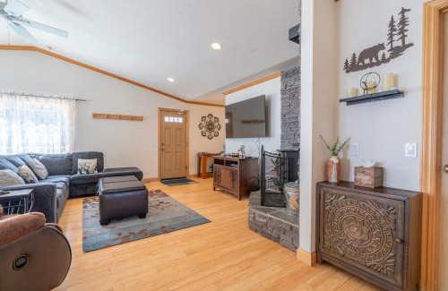 June Lake House | Rr-johnson Suite 2