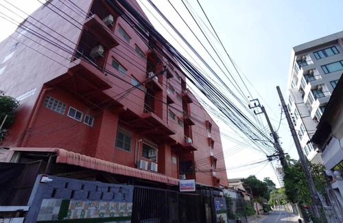 Bang Phlat Apartment | RTW Residence