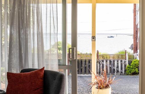 Bluff Apartment | RUA at Bluff