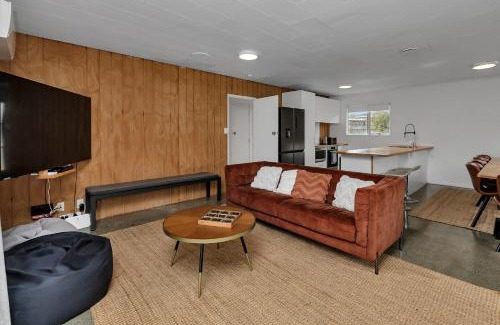 Ruakaka House | Ruakaka Coastal Reserve Retreat