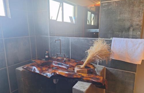Matzikama House | RuaWilla Guest Cottage