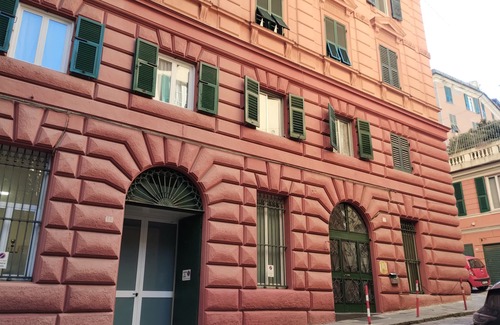 Castelletto Apartment | Rubatto House, Genoa center. strategically located near the Aquarium