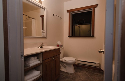 Madeira Park Resort | Ruby Lake Resort